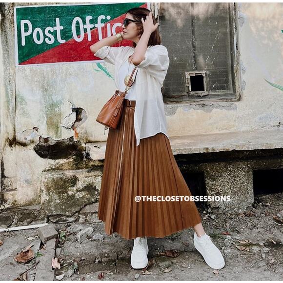 ZARA High-Waisted Whiskey Brown Pleated Midi Skirt NWT - Picture 12 of 16